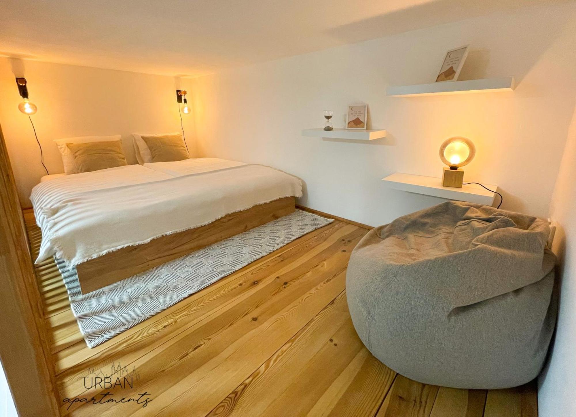 Loft Maniny By Urban Apartments 布拉格 外观 照片